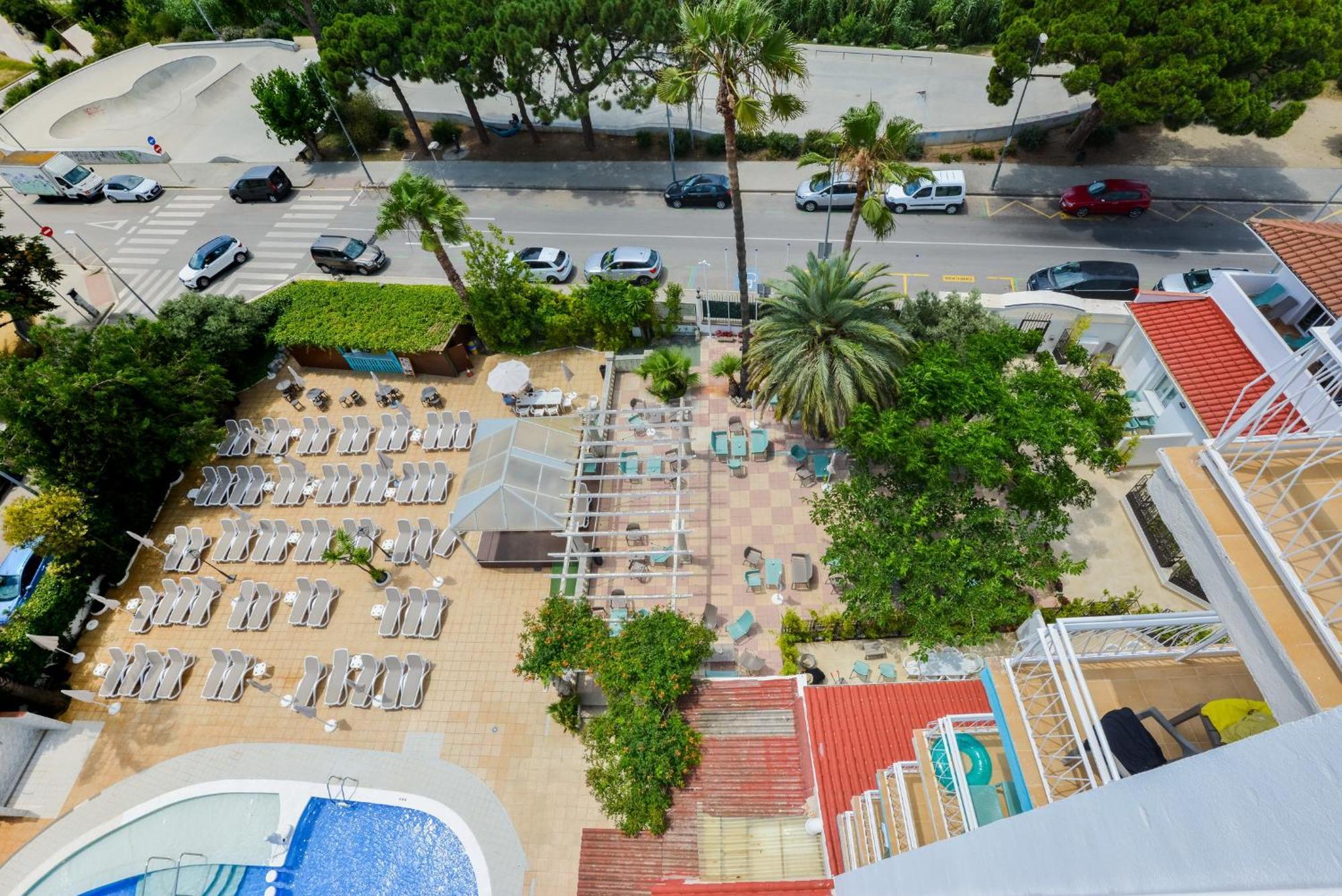 Bamblue Boutique Apartments Pineda de Mar Exterior foto