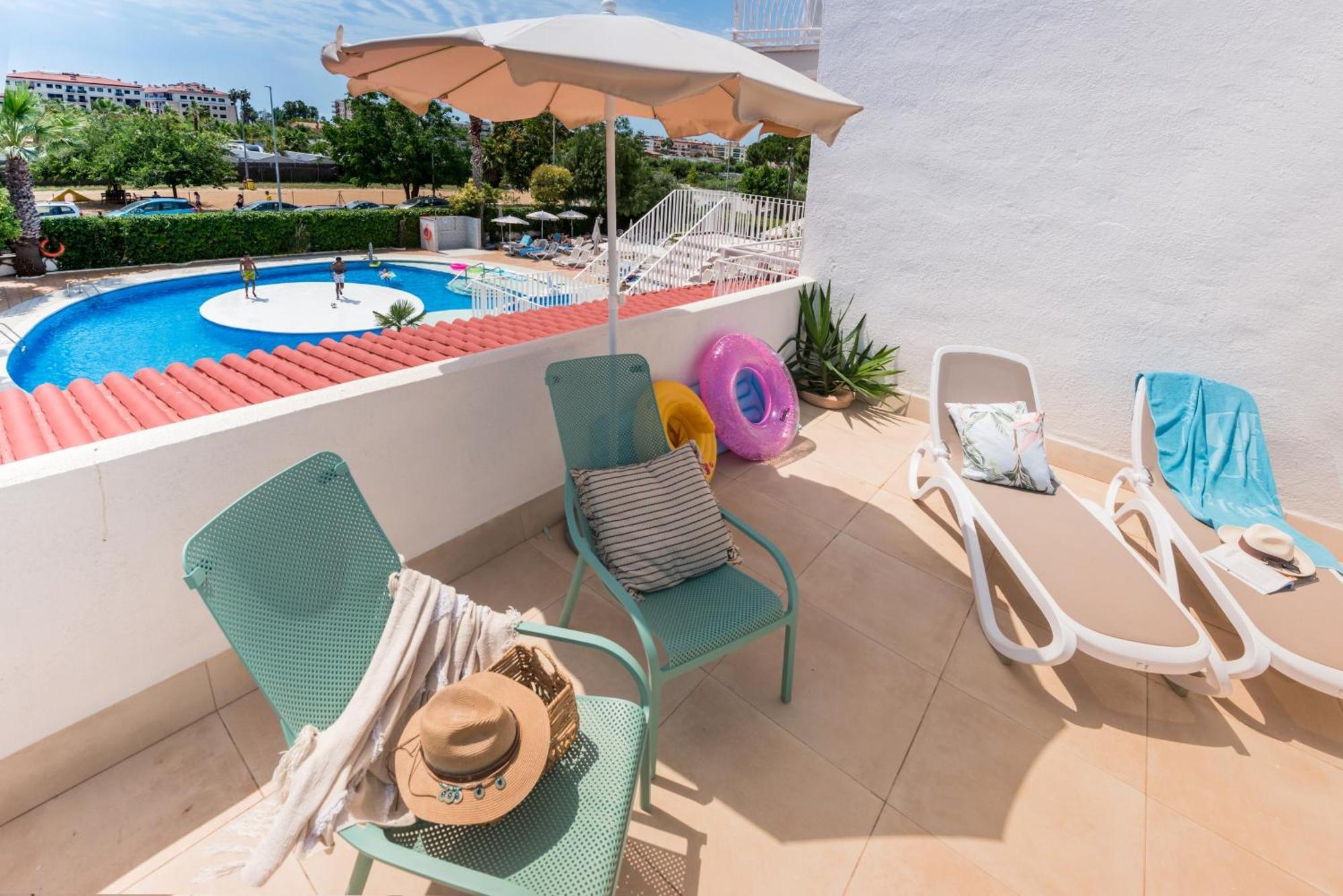 Bamblue Boutique Apartments Pineda de Mar Exterior foto